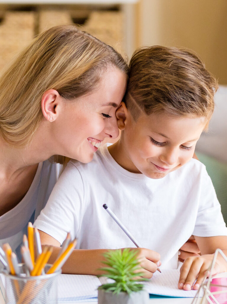 Curs-Cum-Să-ţi-Ajuţi-Copilul-la-Teme-–-Recomandări-şi-Aplicaţii-Practice